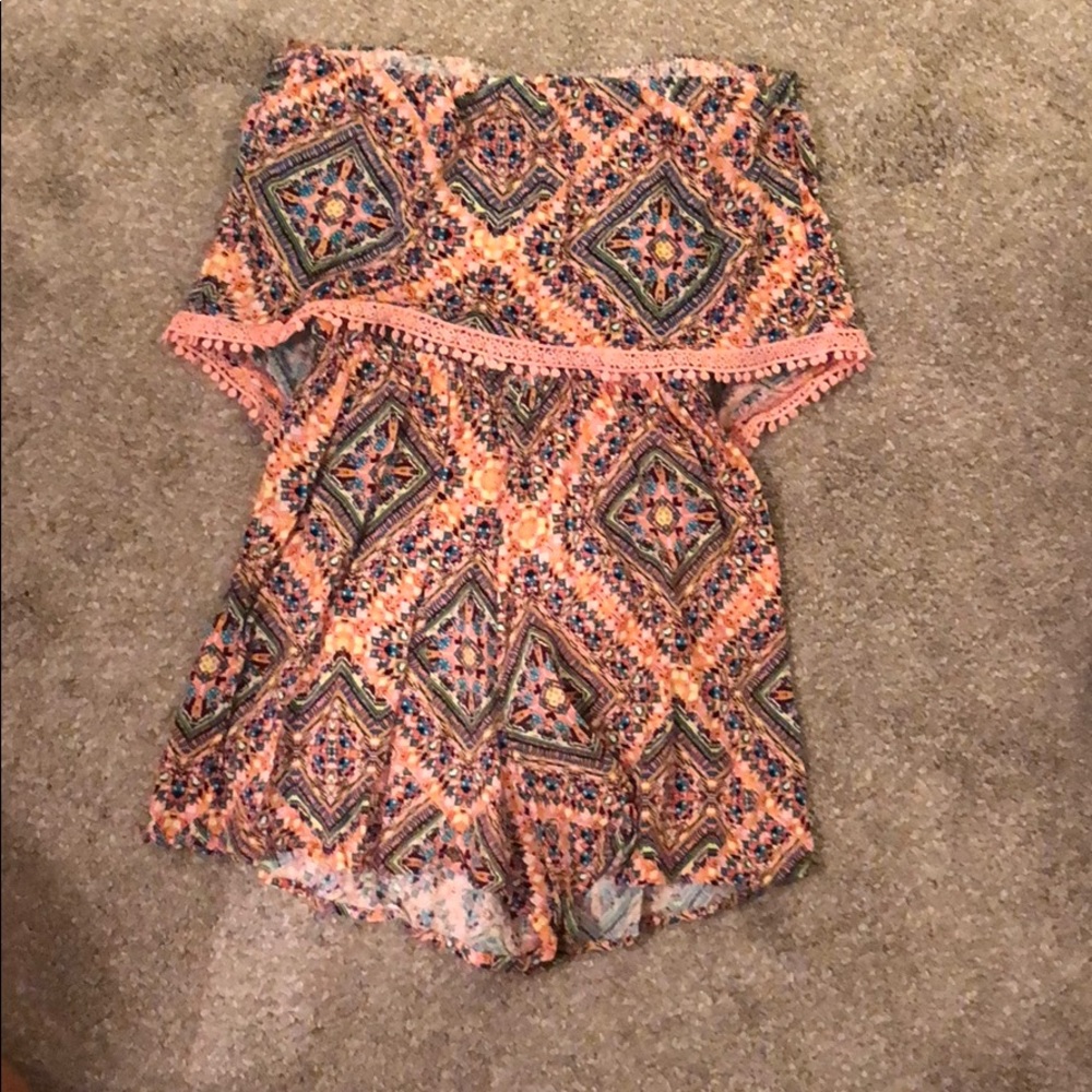 Romper - Picture 2 of 2